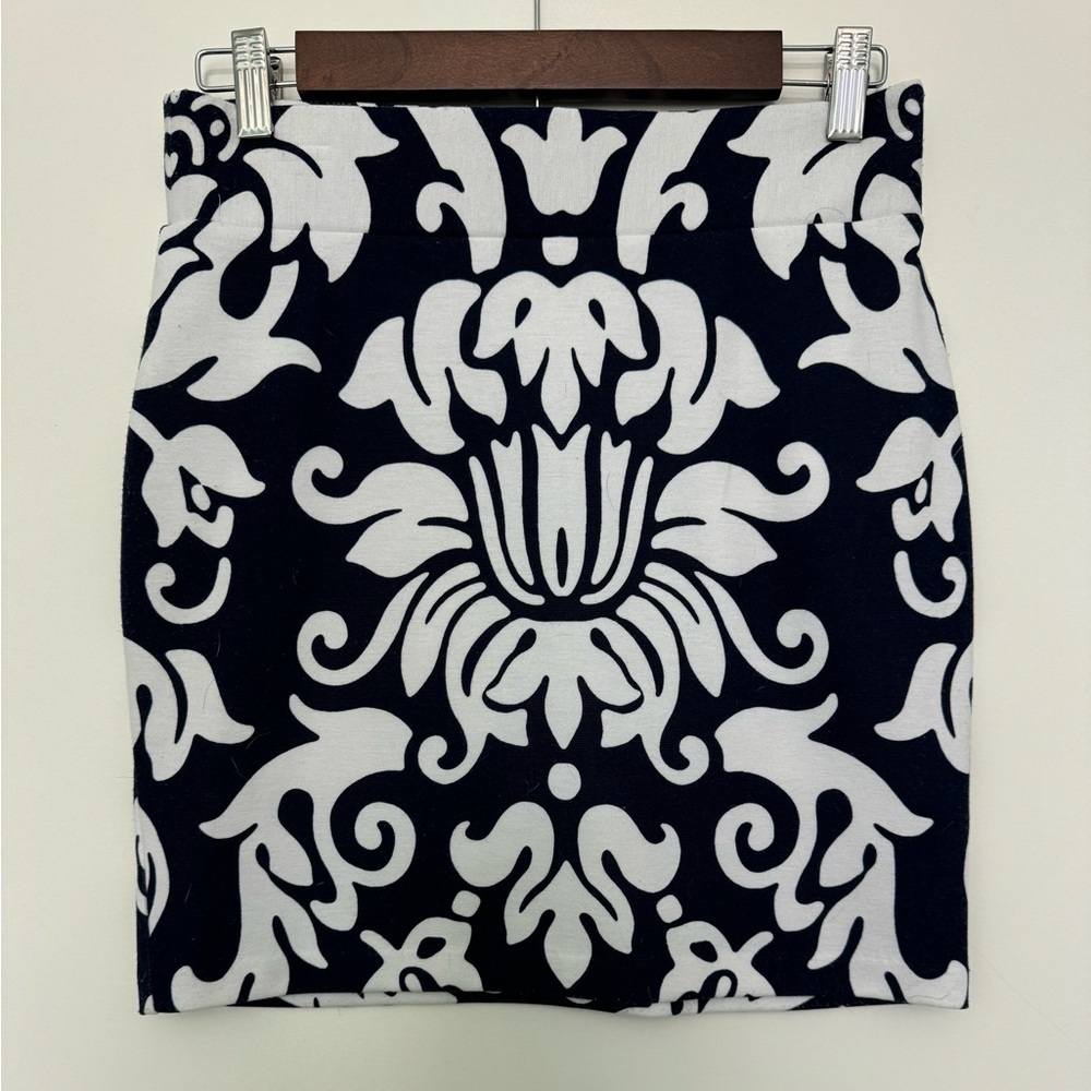 INC International Navy Blue and Blue White A-line pull on skirt. Size 4P